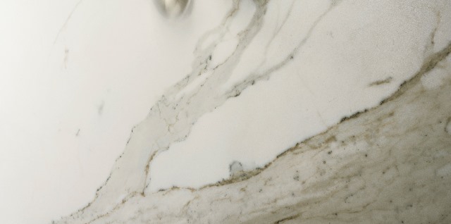 Sapien Stone Calacatta Amb